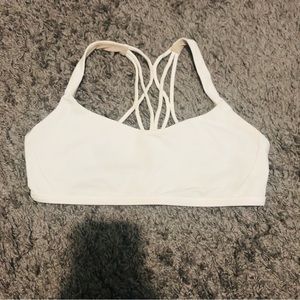 Lululemon Free To Be Zen Bra